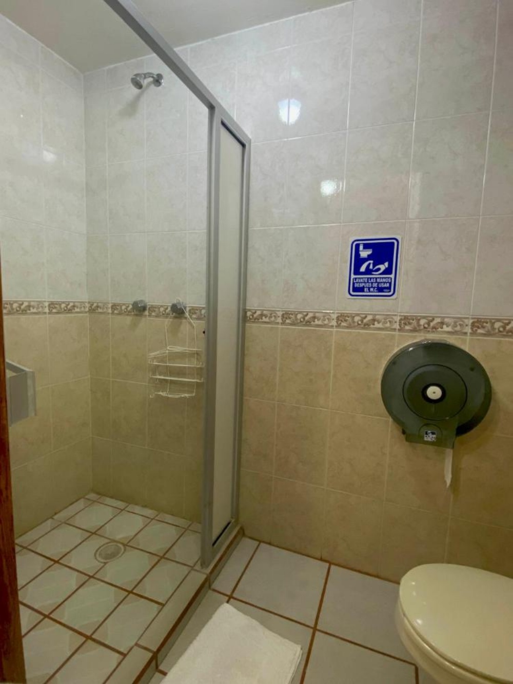 Standard Triple Room at Hotel Real de la Sierra, photo 3