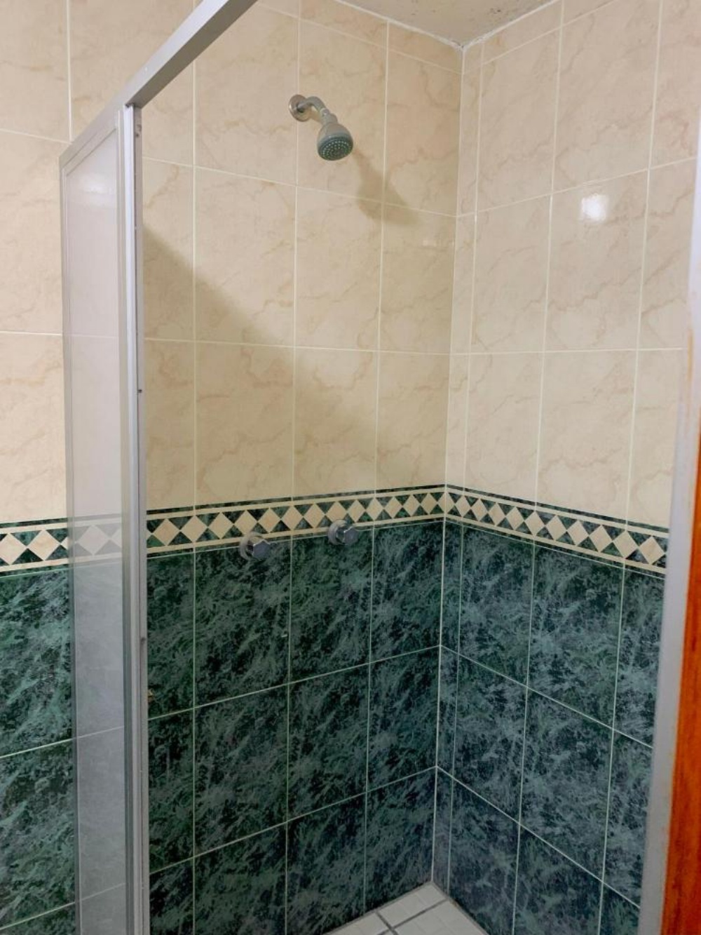 Standard Quadruple Room at Hotel Real de la Sierra, photo 3